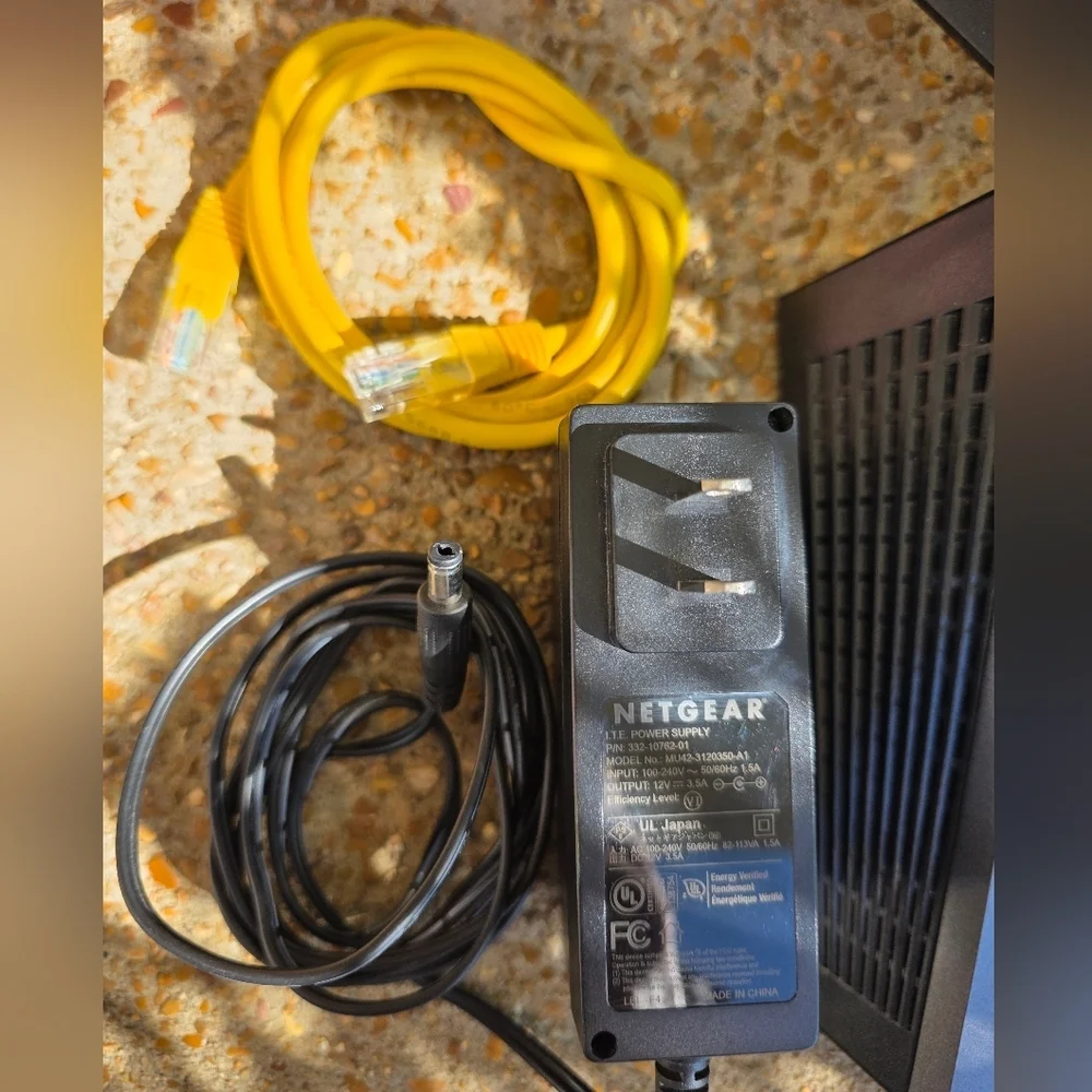 NETGEAR Nighthawk AC1900 Smart WiFi Router Internet R7000 - Picture 5 of 13